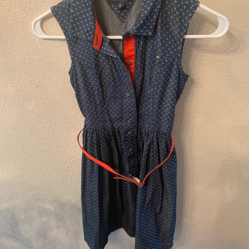 Cute sleeveless dress